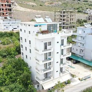https://the-first-hotel-restaurant.albaniahotels.org